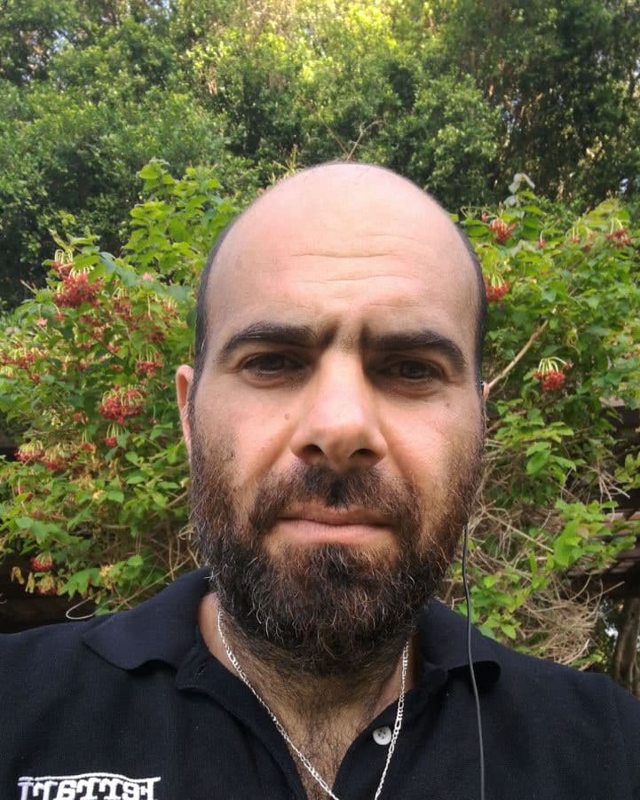 איהאב בחוס