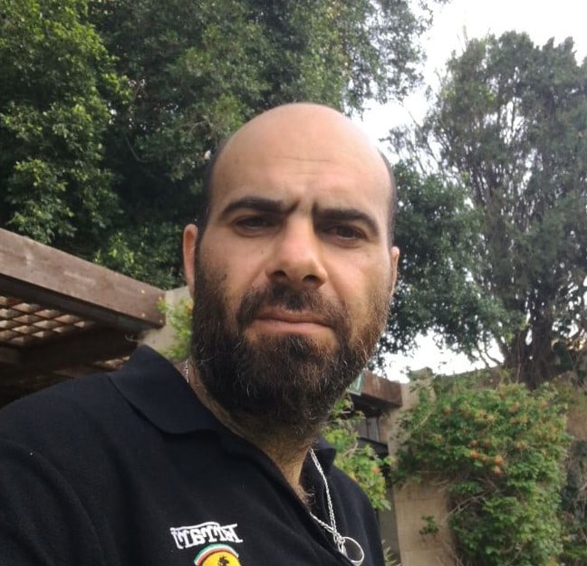 איהאב בחוס