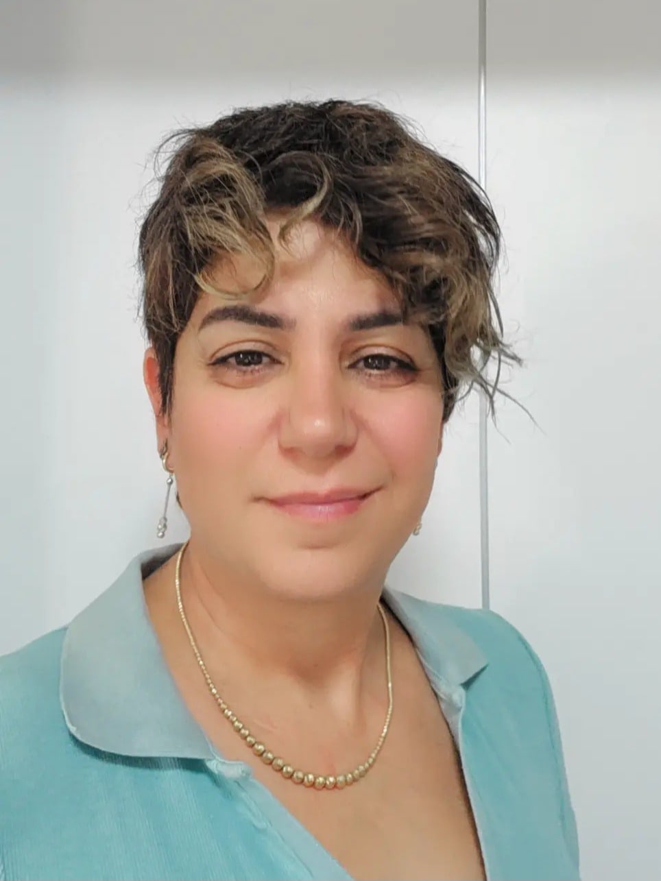 עולא אסחאק